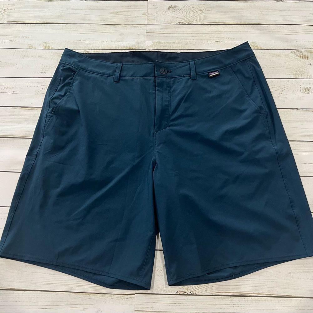 Patagonia Men's Hydropeak Hybrid Walk Shorts Sz 34 Blue